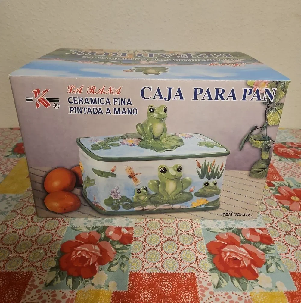 K Frog Hand-Painted Green Ceramic Bread Box